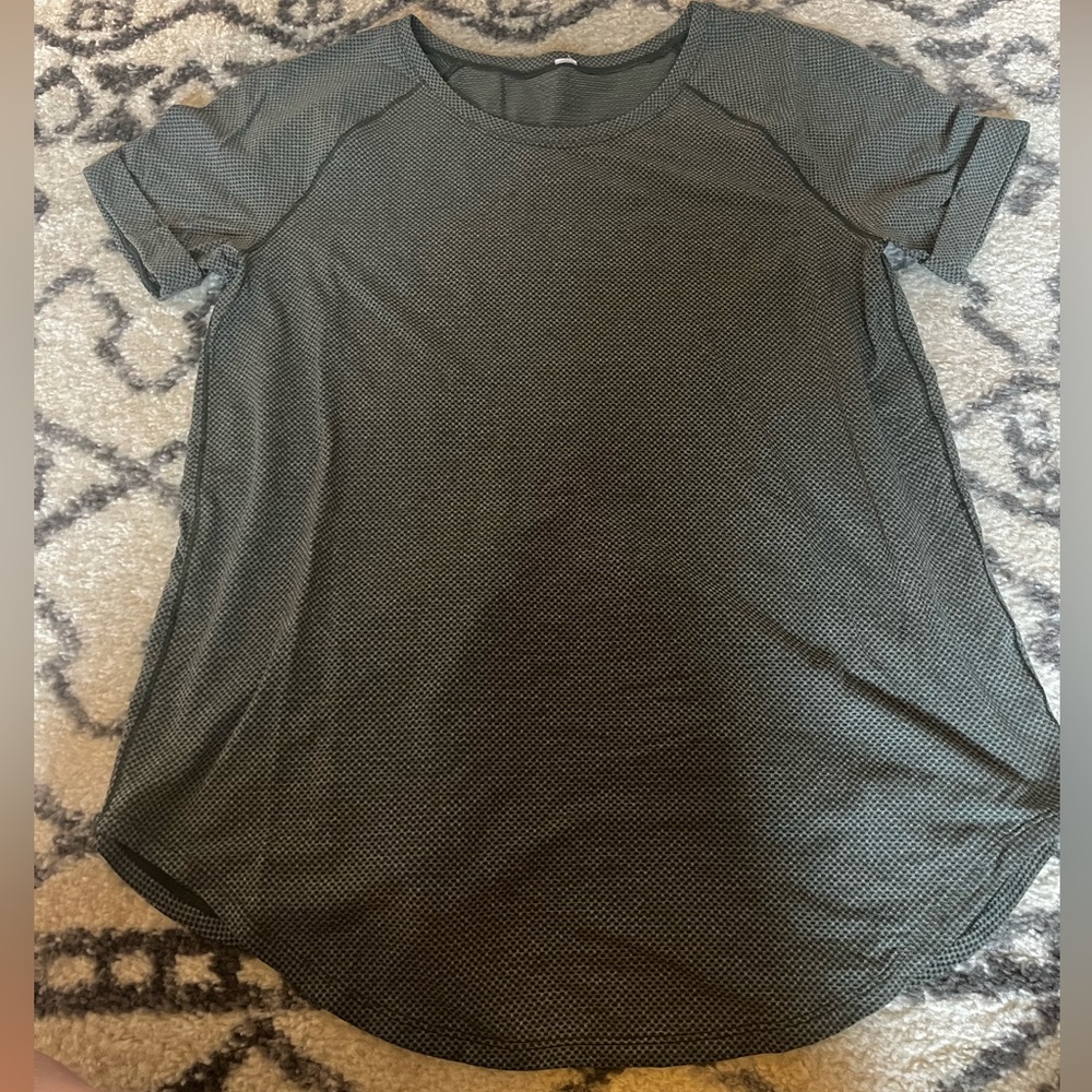 Lululemon shirt